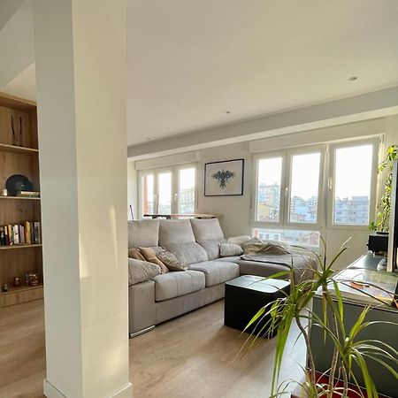 Piso De 2 Habitaciones En Centro, Zona Muy Tranquila Con Playa A 2 Min Andando Gijón Exteriör bild