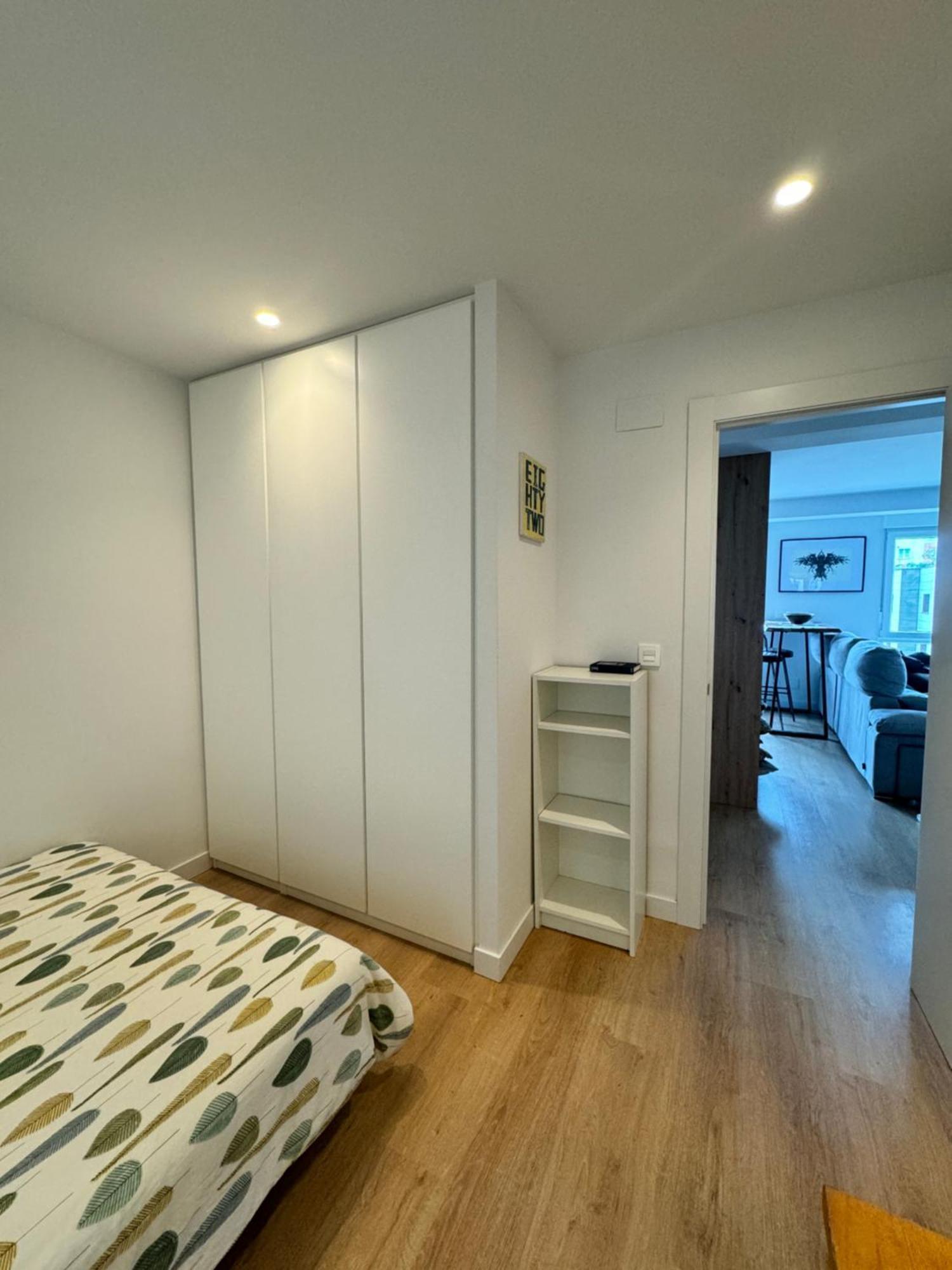 Piso De 2 Habitaciones En Centro, Zona Muy Tranquila Con Playa A 2 Min Andando Gijón Exteriör bild
